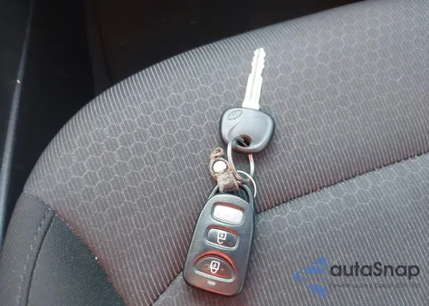 2018 Hyundai Elantra Se from USA, damaged, VIN 5NPD74LF8JH402258